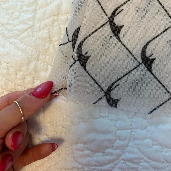 Baum Und Pferdgargen Mesh Turtleneck - PEAK SCANDI STYLE - Picture 4 of 8